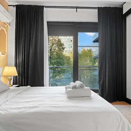 Heart Hideaway Apartment Bucharest